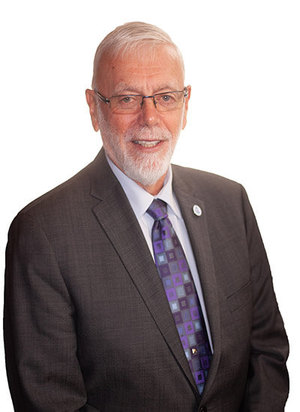 Bev Highton headshot