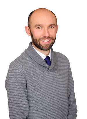 Lea Cathcart Headshot